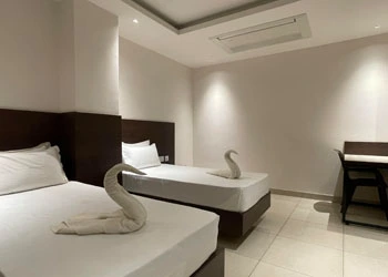 EXECUTIVE TWIN ROOM