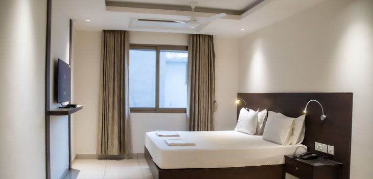 JUNIOR SUITE ROOM